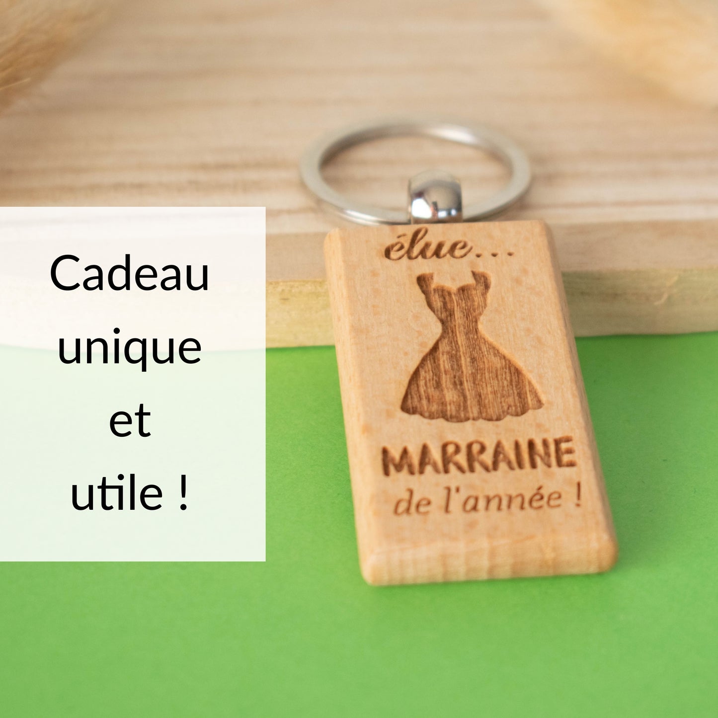 PORTE-CLEFS RECTANGLE EN BOIS - MARRAINE - ELUE MARRAINE DE L'ANNEE