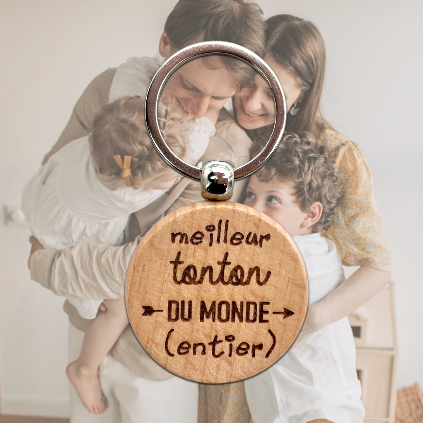 PORTE-CLEFS ROND EN BOIS - TONTON - MEILLEUR DU MONDE ENTIER
