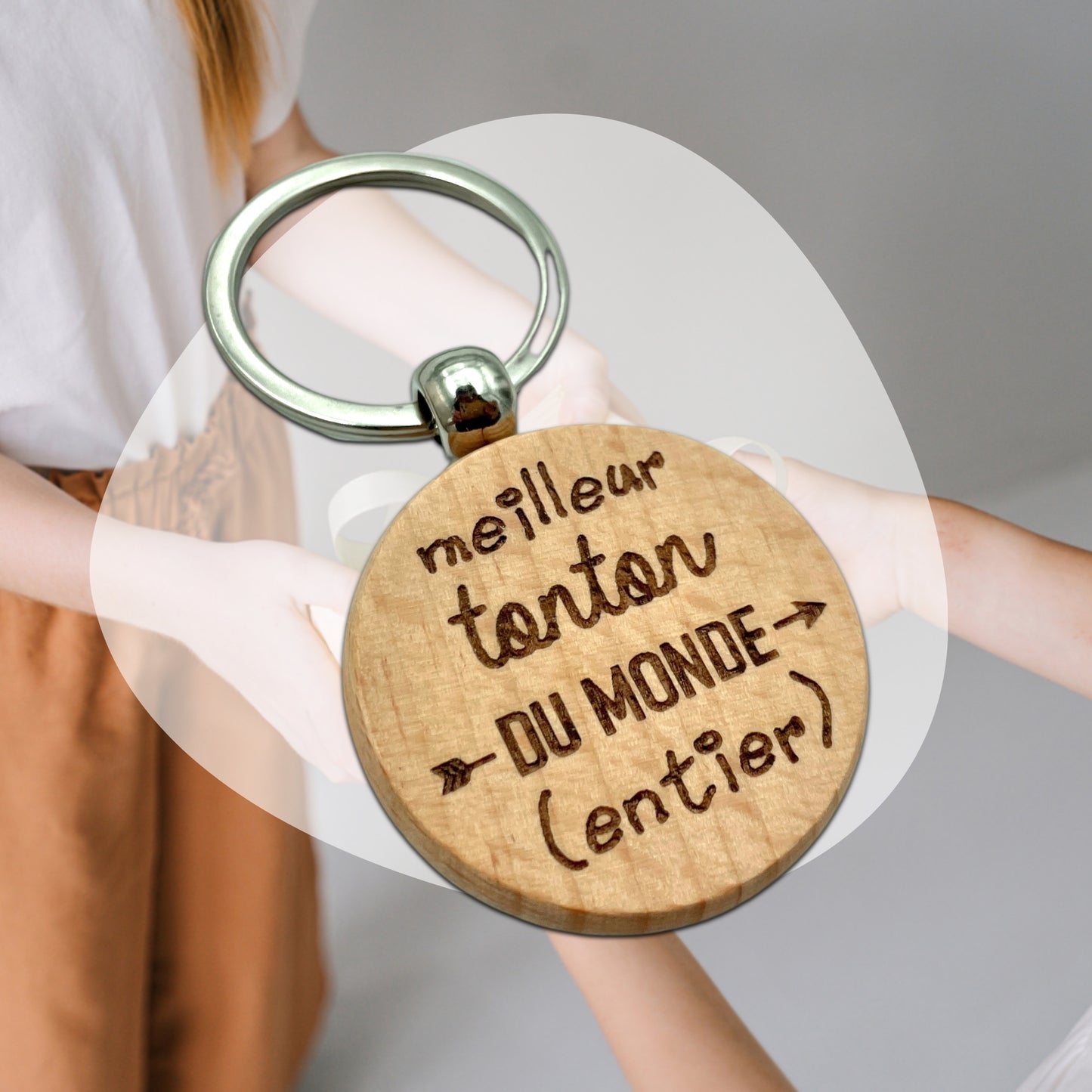 PORTE-CLEFS ROND EN BOIS - TONTON - MEILLEUR DU MONDE ENTIER