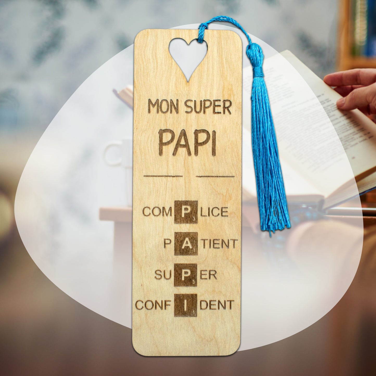 MARQUE-PAGES EN BOIS AVEC POMPON - BLEU - PAPI - SCRABBLE