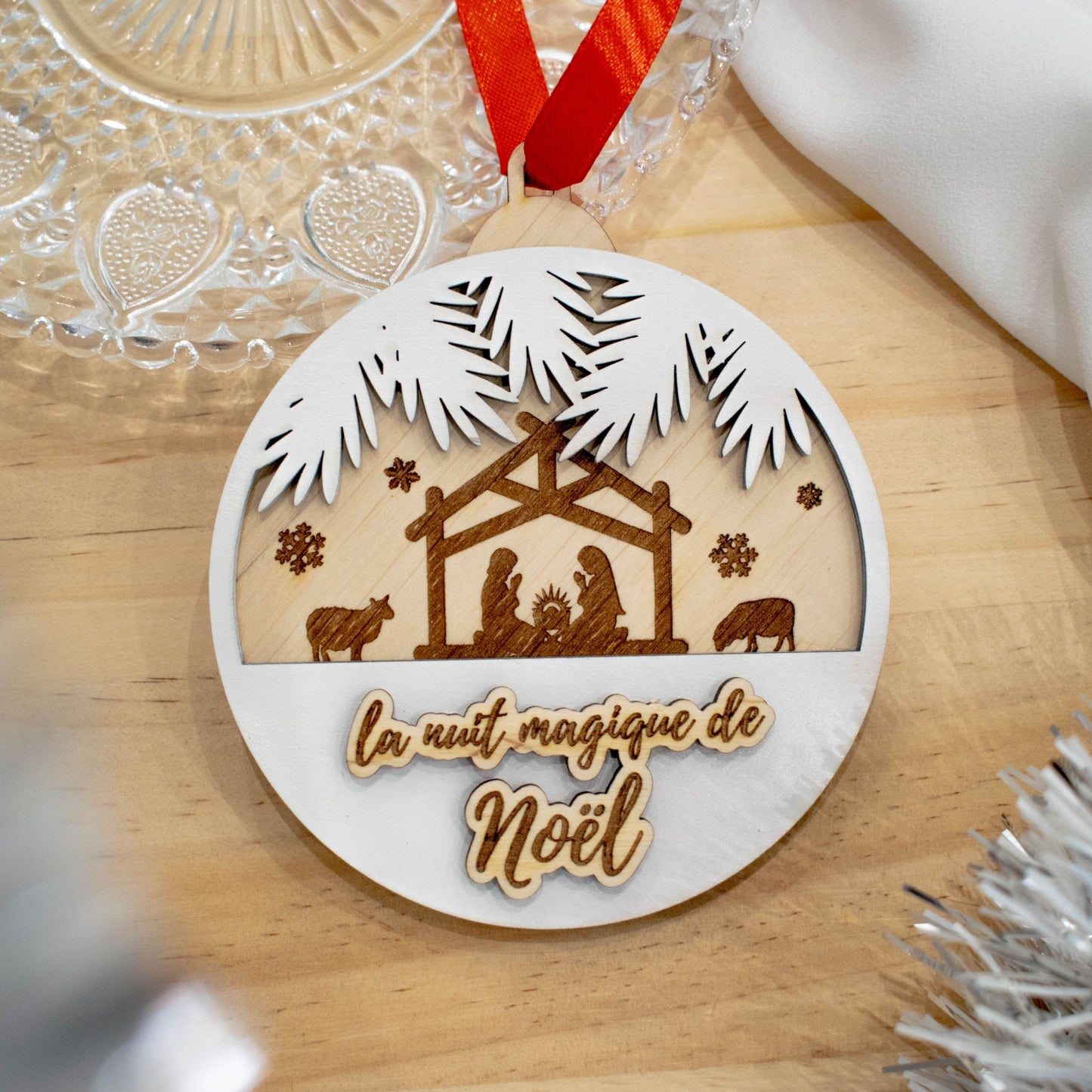 BOULE DE NOËL "CRECHE" - LA NUIT MAGIQUE DE NOËL