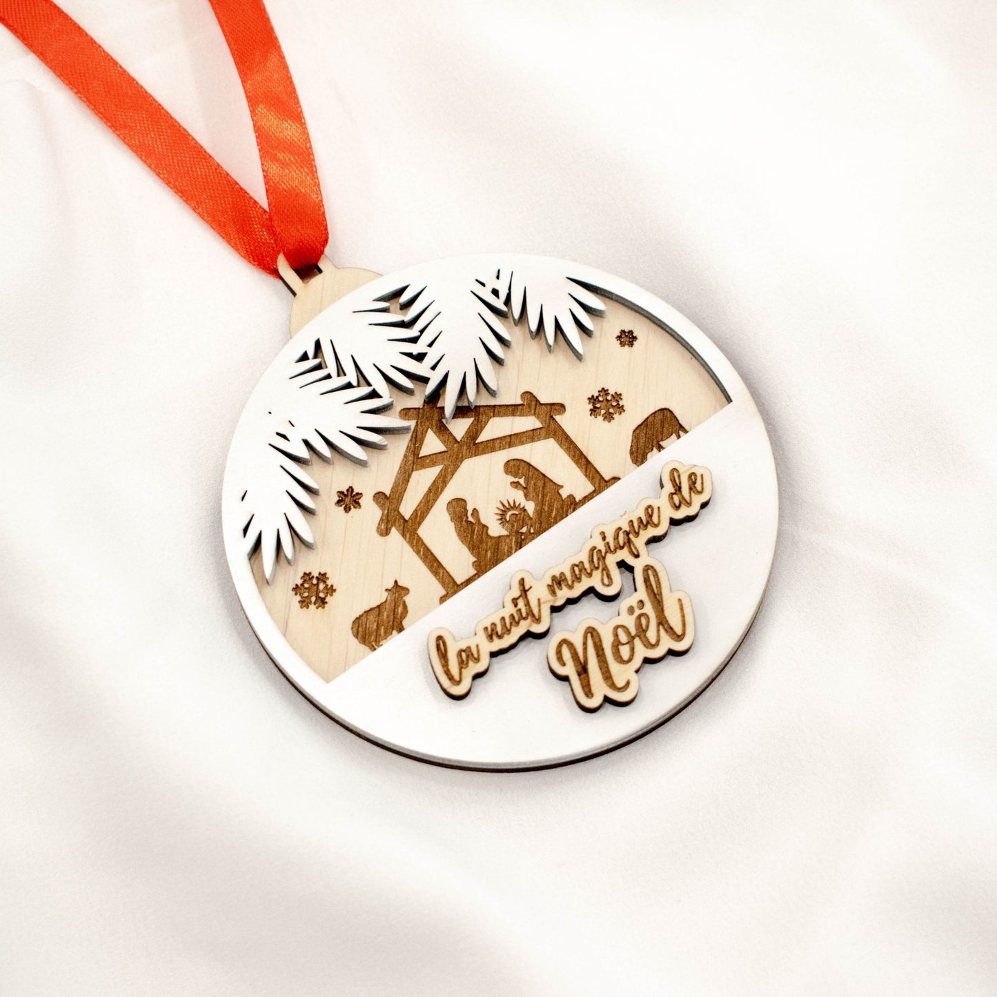 BOULE DE NOËL "CRECHE" - LA NUIT MAGIQUE DE NOËL