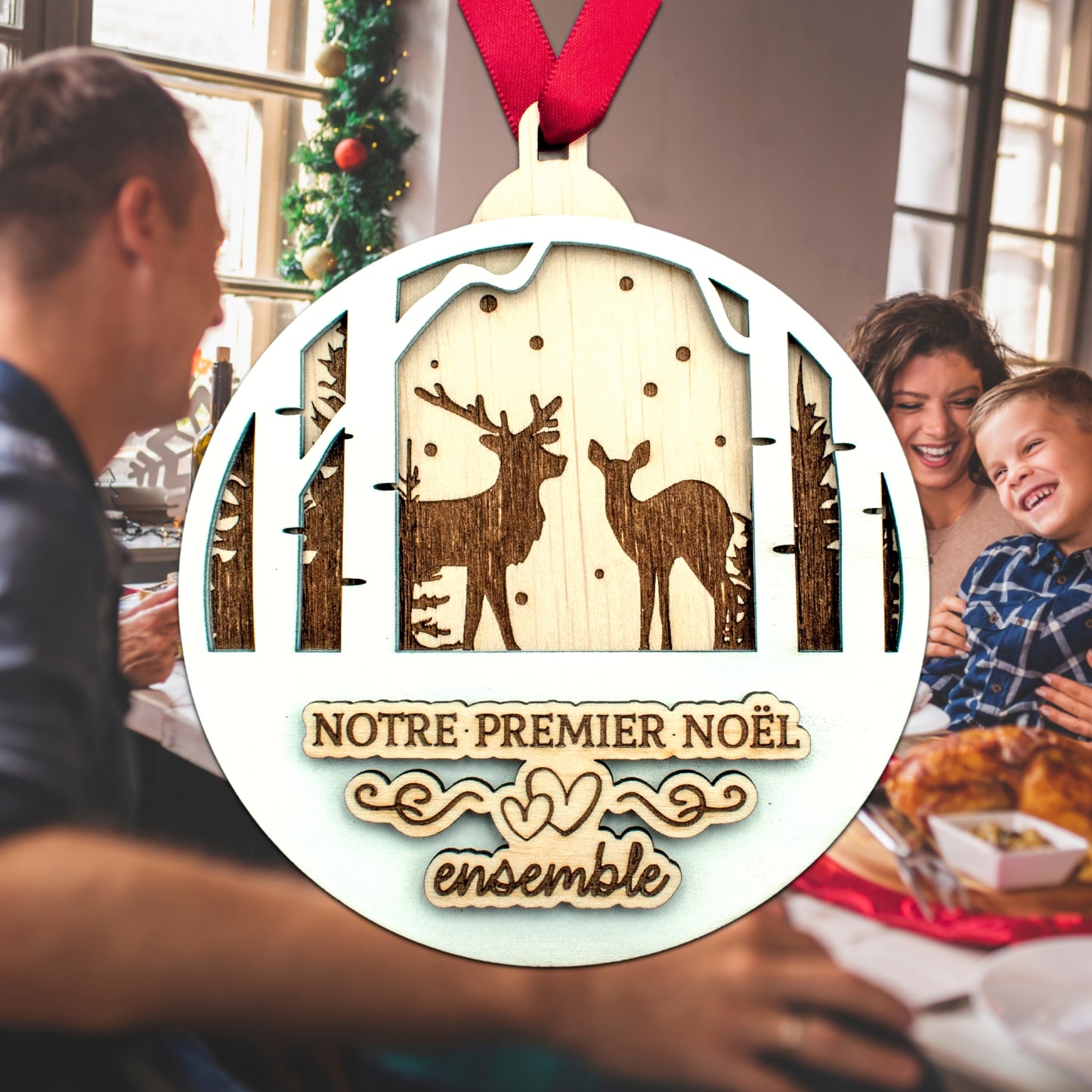 BOULE DE NOËL "FAMIILE' - NOTRE PREMIER NOËL ENSEMBLE