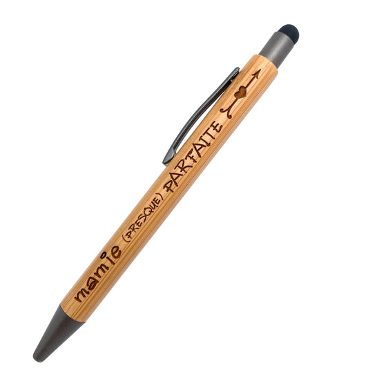 STYLO BAMBOU AVEC EMBOUT TACTILE - MAMIE - PRESQUE PARFAITE