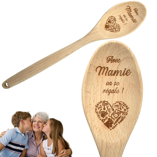 CUILLIERE EN  BOIS - MAMIE - AVEC MAMIE ON SE REGALE