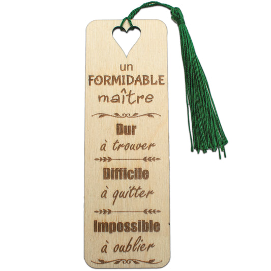 MARQUE-PAGES EN BOIS AVEC POMPON - VERT - MAITRE - DIFFICILE