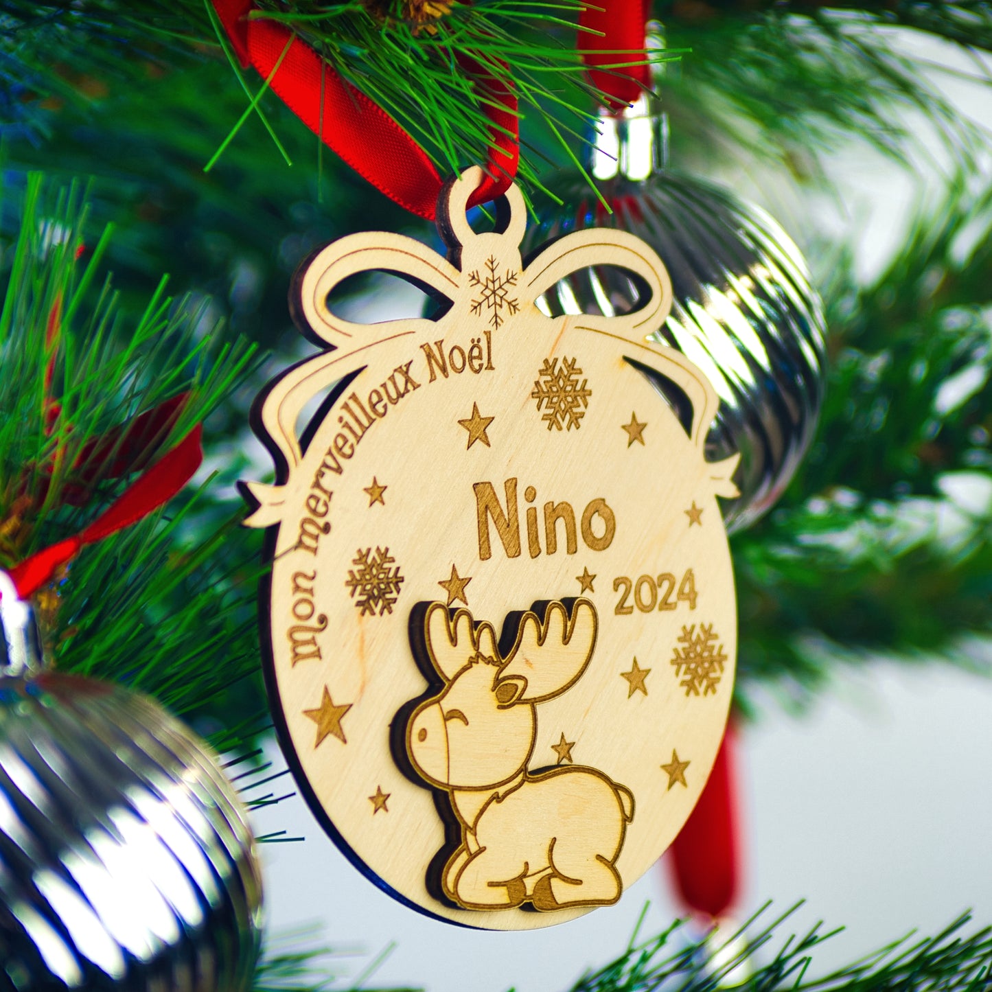 BOULE DE NOËL PERSONNALISÉE - RENNE MERVEILLEUX